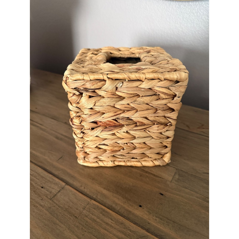 Woven Water Hyacinth Tissue Box Cover Square Natural Wicker Farmhouse Decor